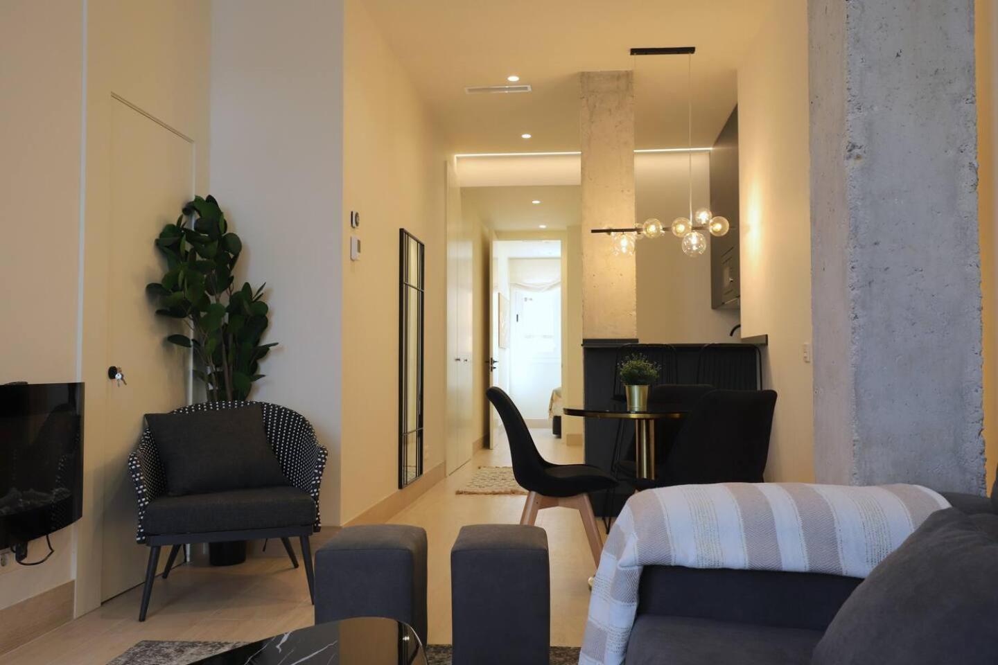 Apartamentos Orilla Del Bernabeu Madrid Exterior foto