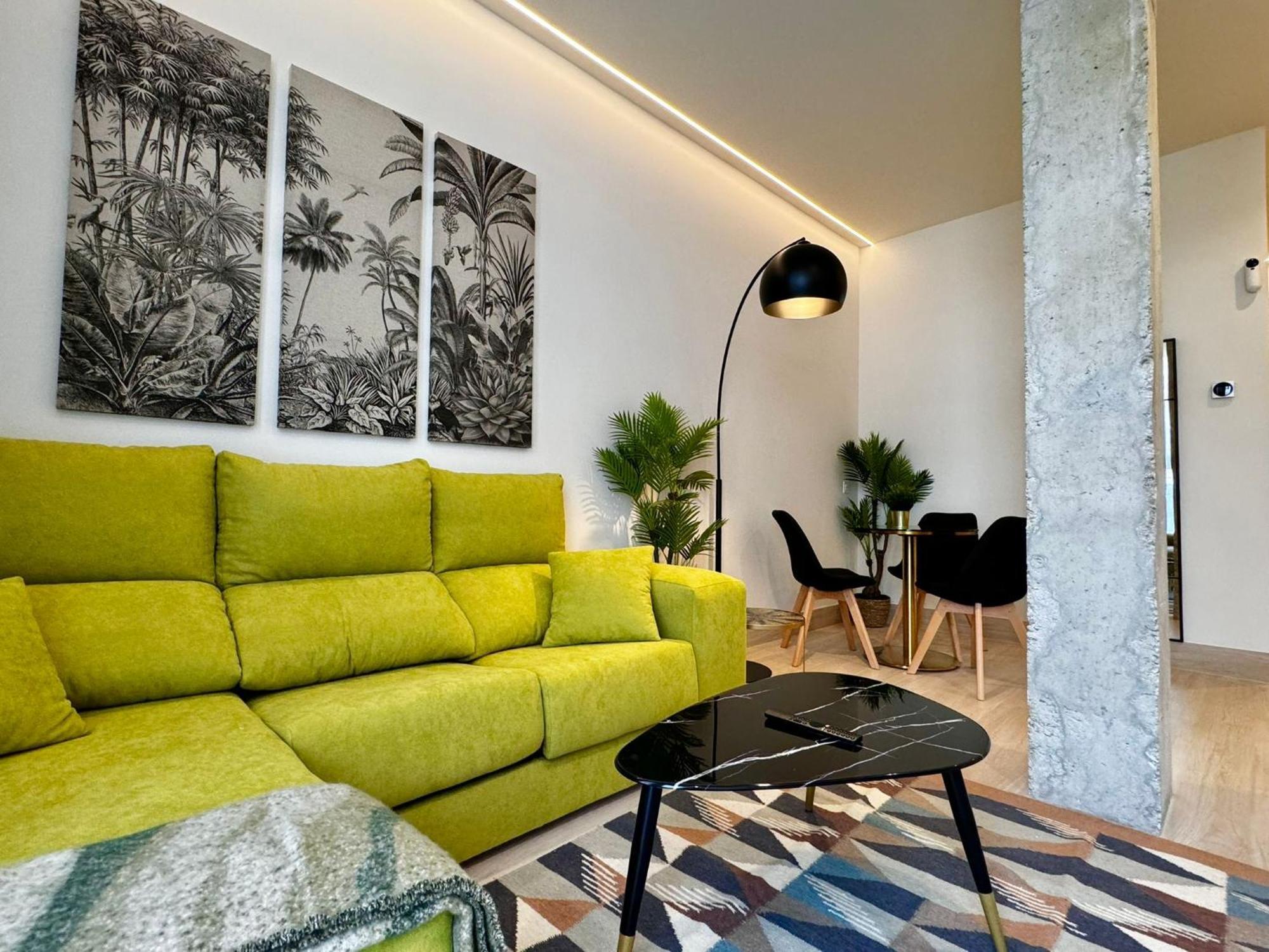 Apartamentos Orilla Del Bernabeu Madrid Exterior foto