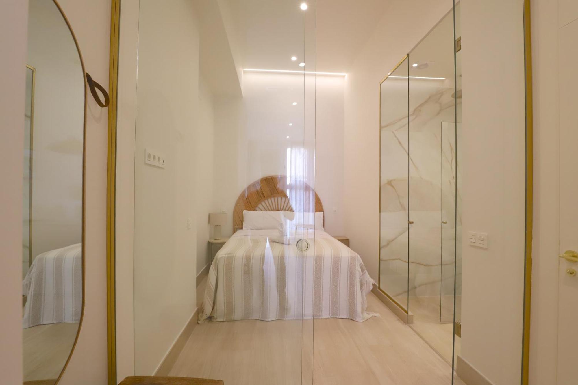 Apartamentos Orilla Del Bernabeu Madrid Exterior foto